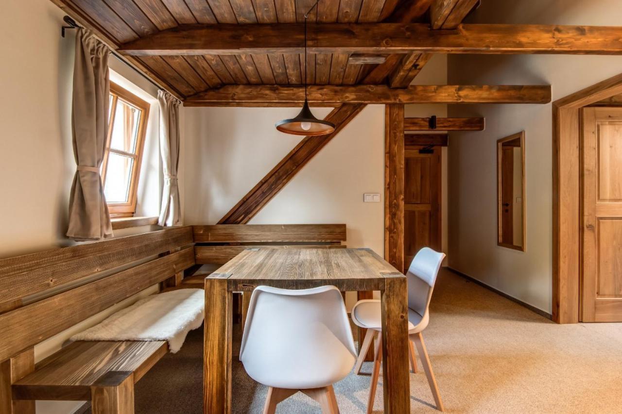 Dvur Hanis - Adults Only - Deti Od 12 Let Marsov nad Metuji Buitenkant foto