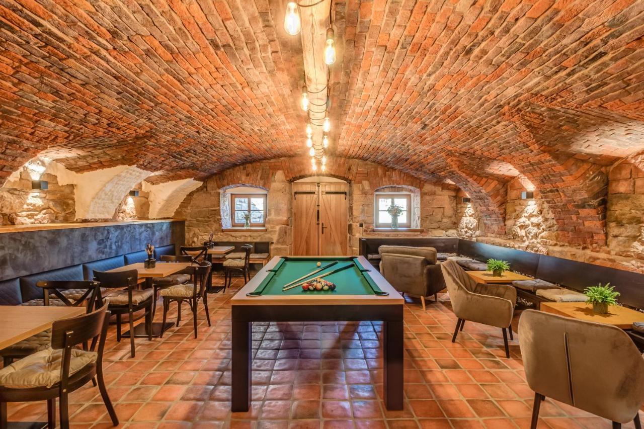 Dvur Hanis - Adults Only - Deti Od 12 Let Marsov nad Metuji Buitenkant foto