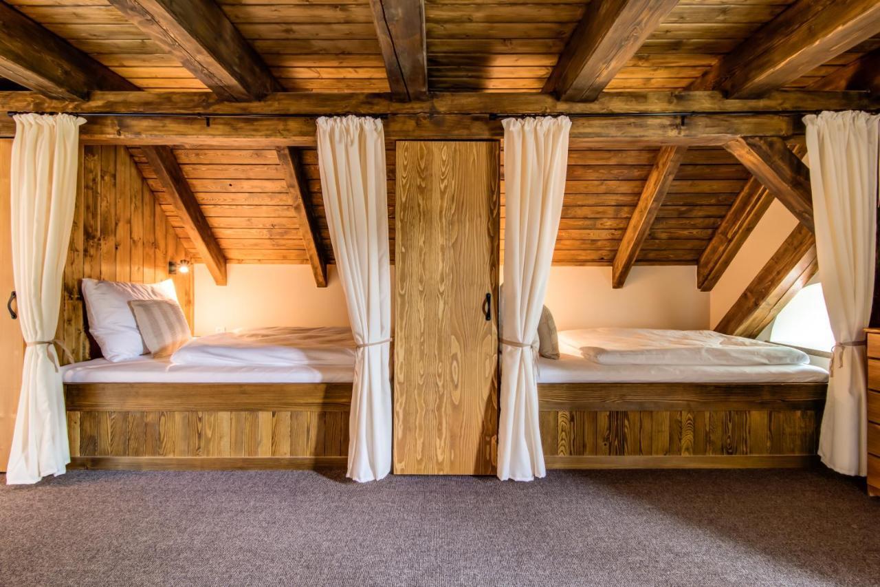 Dvur Hanis - Adults Only - Deti Od 12 Let Marsov nad Metuji Buitenkant foto